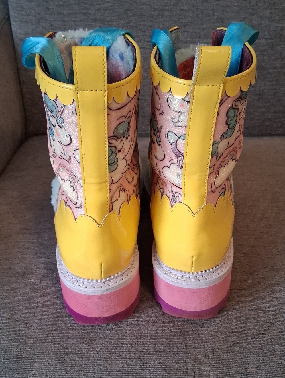 'Morning Stroll' Unicorn Lace-Up Boots - Fuzzy with Glitter! Size 42 (Size 11) - Picture 8 of 11